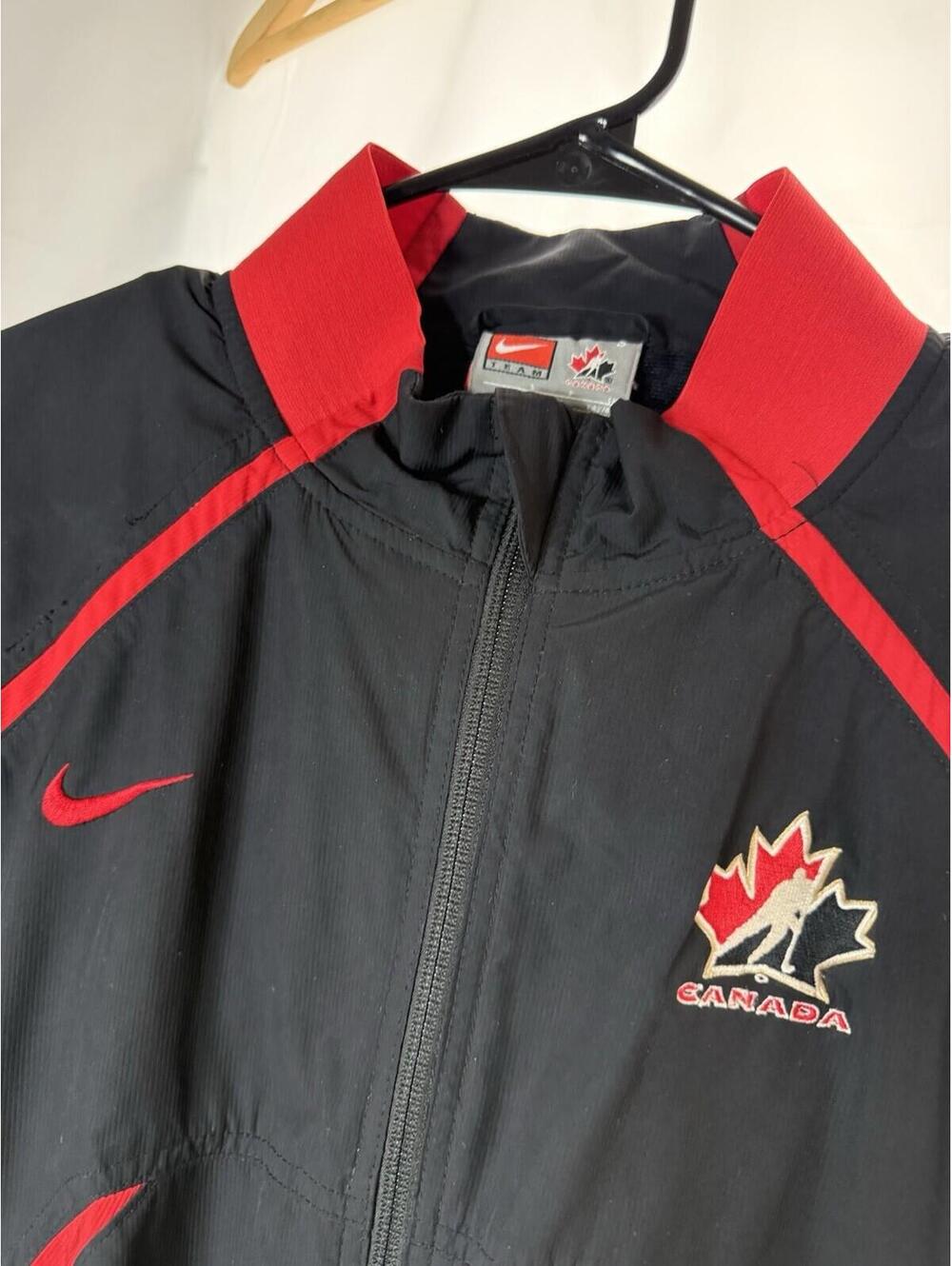 Nike Fit Storm Team Canada Full Zip Jacket Men’s Small - Picture 2 of 6